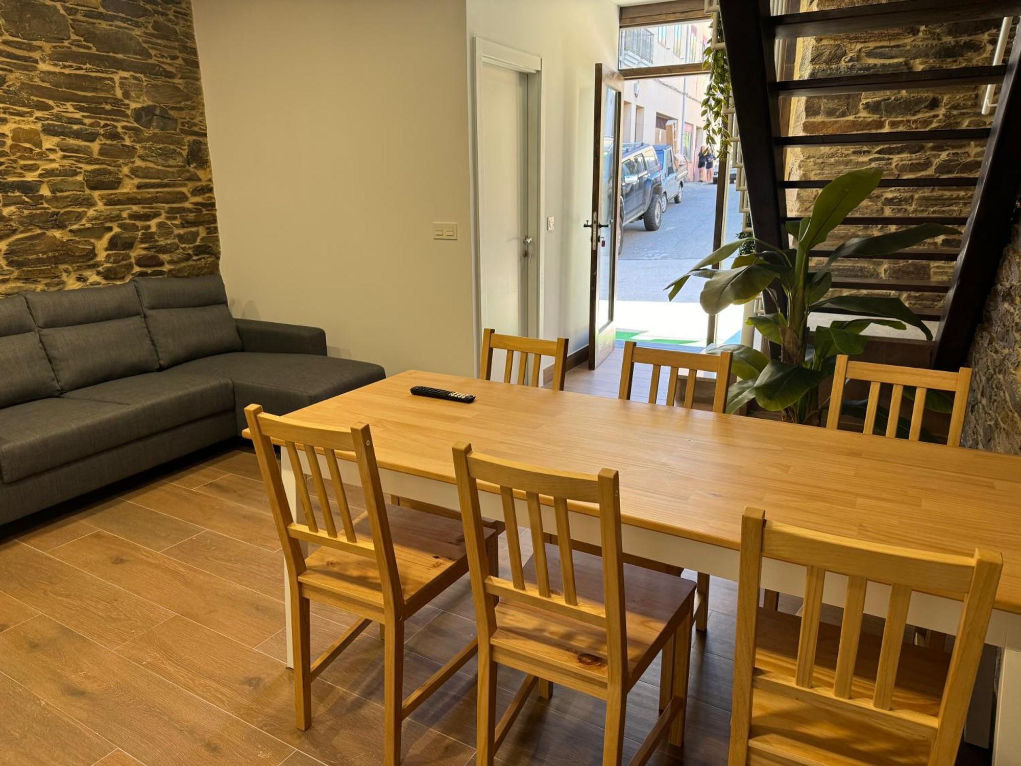 Boutique Vila De Triacastela Exterior photo