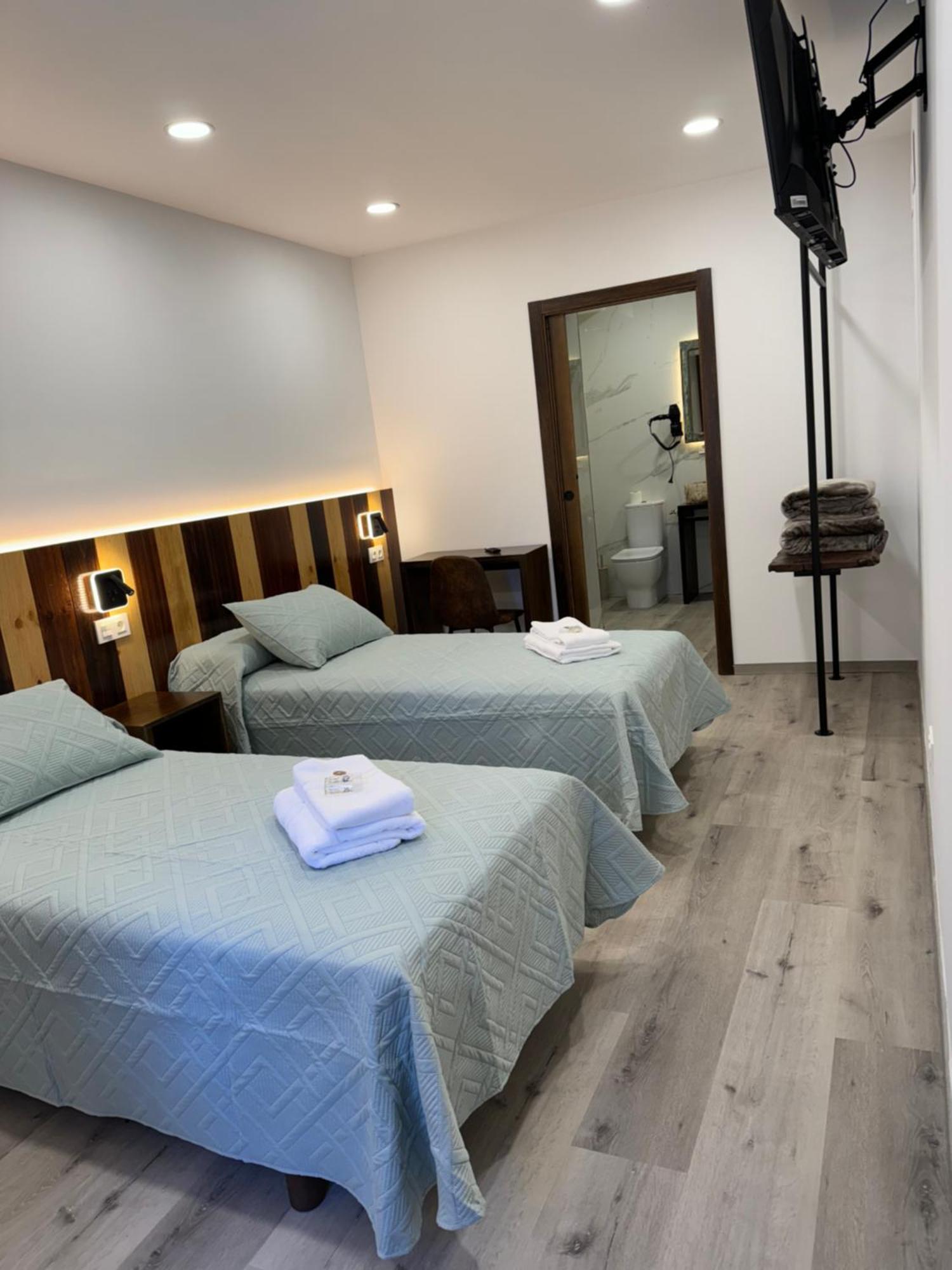 Boutique Vila De Triacastela Exterior photo